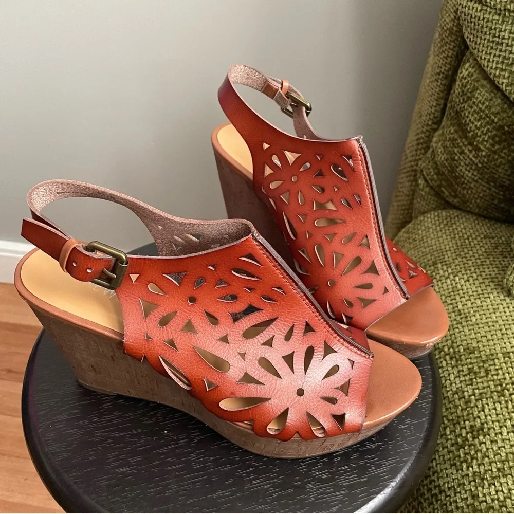 Nine West Eternal Buckle Strap Slingback Cork Wedge Sandals Size 7.5
